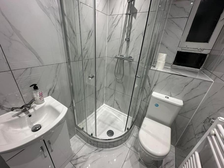 3 Bedroom Flat Kings Cross London Exterior foto